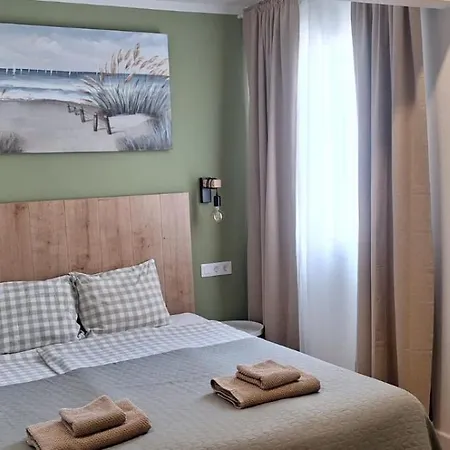 Ocean Breeze House Apartman